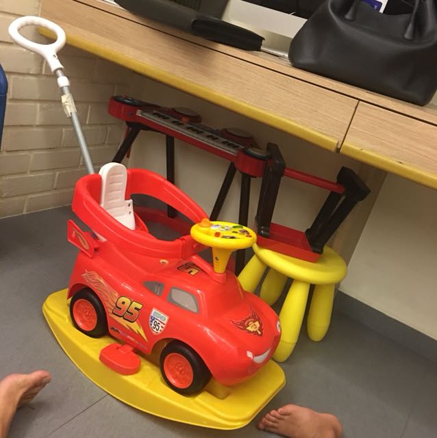 lightning mcqueen push car