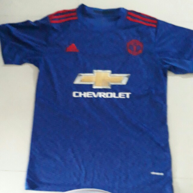 manchester united 2nd kit