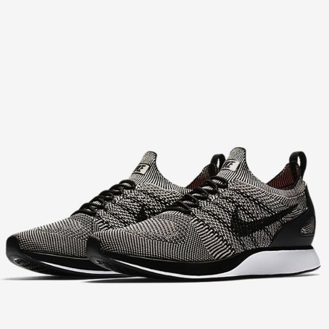 nike mariah flyknit racer oreo