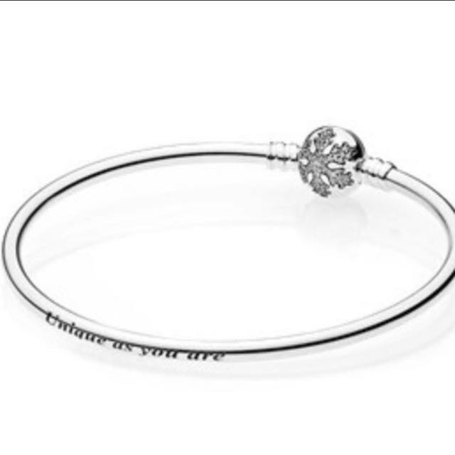 Snowflake bangle new arrivals