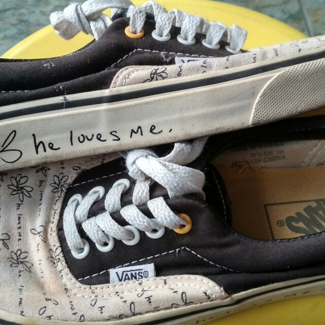 Daisy vans he loves me online