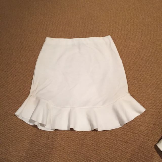 White Frill Hem Mini Skirt Size 10 