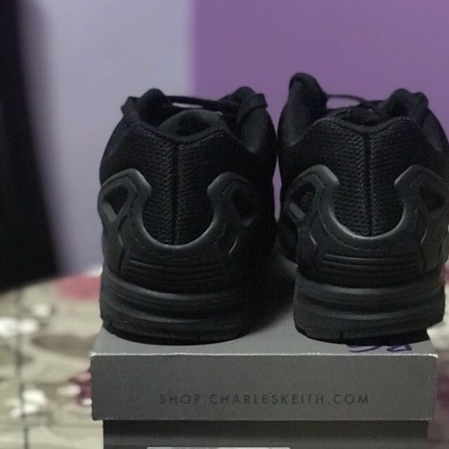 Adidas zx flux outlet black size 6