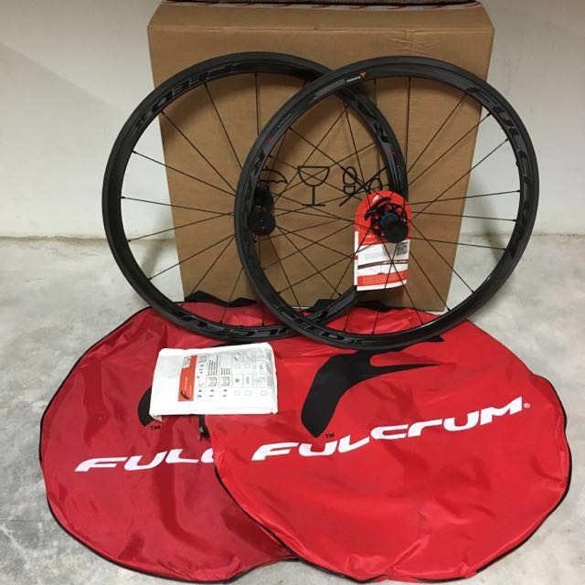 Fulcrum Racing Speed 35 Wheel Set Dark, Sports Equipment, Bicycles 