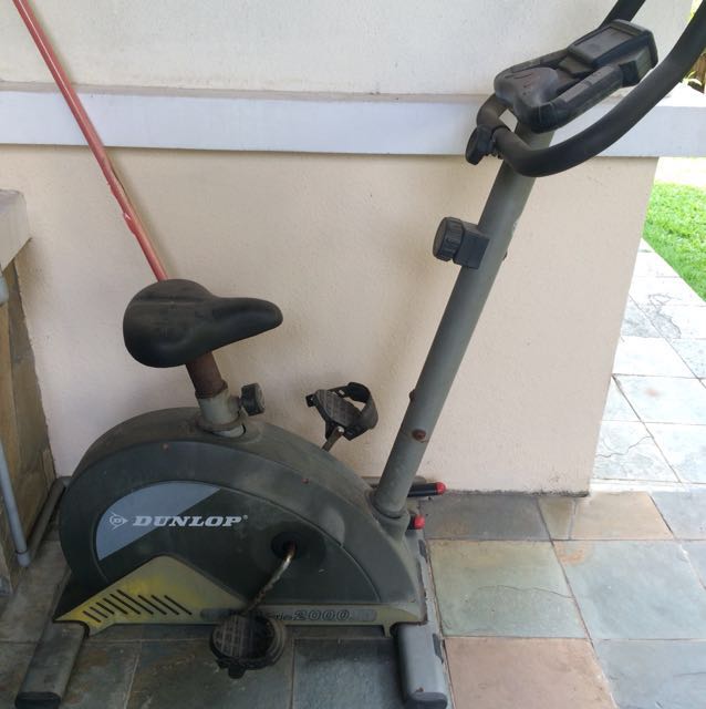 Dunlop 2025 exercise bike