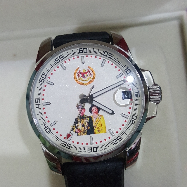 Jam Cenderamata Tuanku Agonh, Everything Else, Others on Carousell