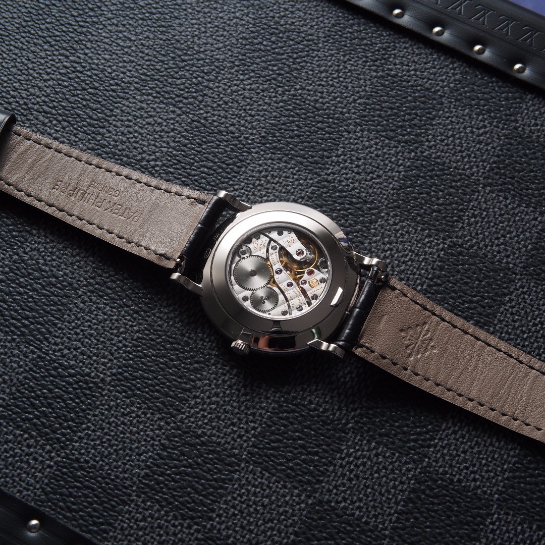Louis Vuitton 2021 pre-owned Coffret 8 Montres Watch Case - Farfetch