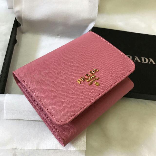 Ready Stock Authentic Prada Saffiano Leather Trifold Wallet