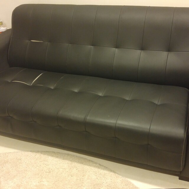 Free Sofa Available 21st Nov Onwards Furniture Sofas On Carousell