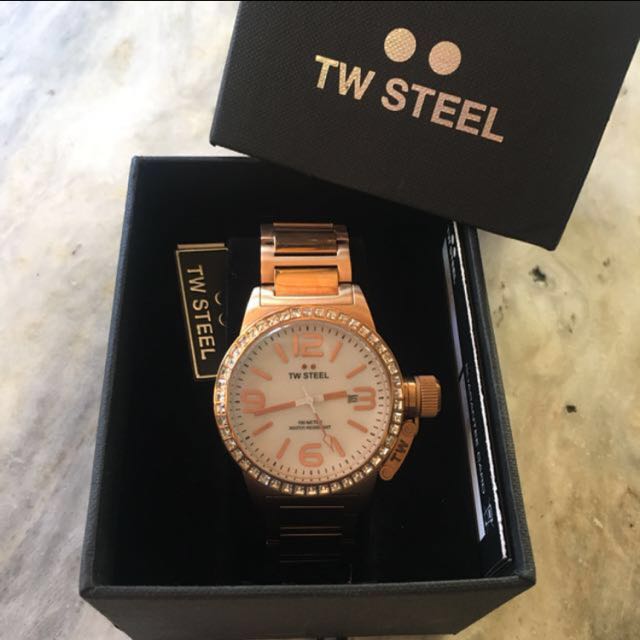Tw steel women's rose gold watch clearance