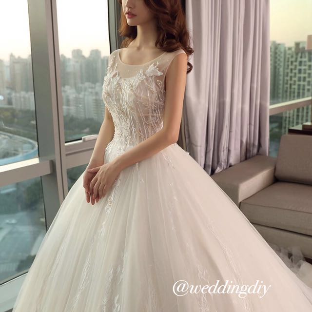 white gown design
