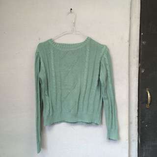Knitt Sweater