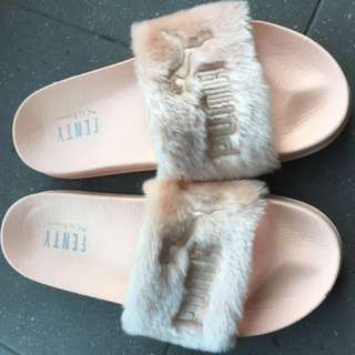 women's slippers