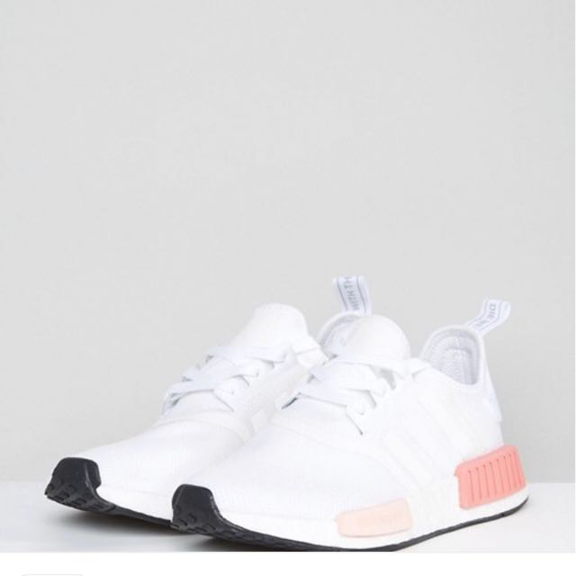 Adidas originals womens hotsell nmd r1 trainer