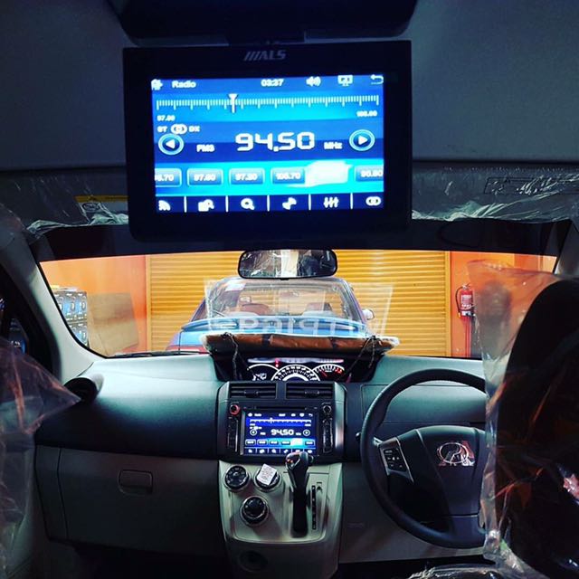 Alza S Se Rebet Dvd Leather Seat Monitor Cars Cars For Sale On Carousell