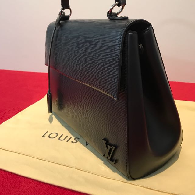 Authentic Preloved Louis Vuitton Cluny MM Black Noir Epi cowhide top handle bag, Luxury, Bags ...