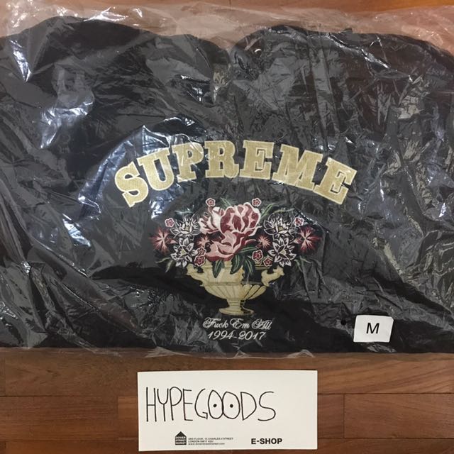Centerpiece hoodie store
