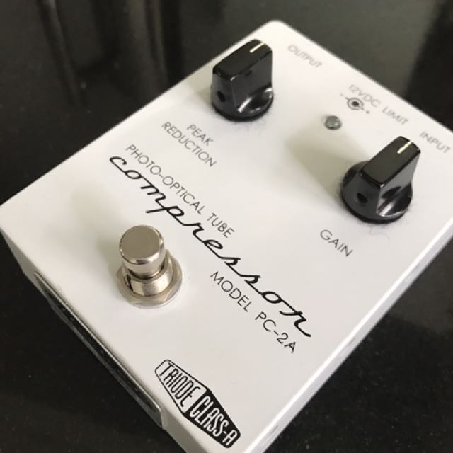 Effectrode PC-2A (Category: Musical Instruments) located in Singapore. Submitted by branwong (Listing ID 132061371, Image 2). Description: Almost new 9.5/10 pedal. Tube driven compressor. http://www.effectrode.com/pc-2a-compressor/.