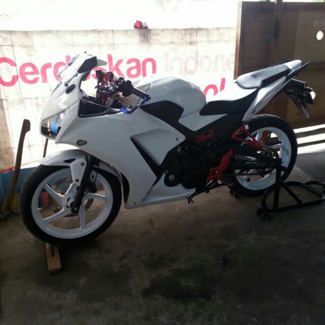 Harga Jual Honda Cbr 150 Tahun - Harga Kredit Dan Cash Harga Jual Honda Cbr 150 Tahun - Harga Kredit Dan Cash
