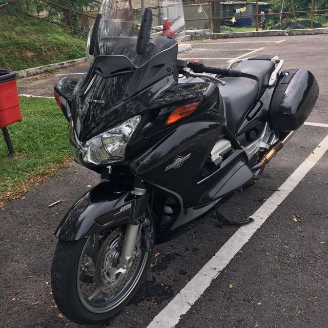 Honda st1300 polis malaysia hot sale