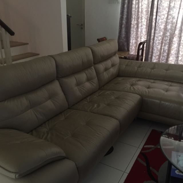 L Shape Leather Couch By Lorenzo