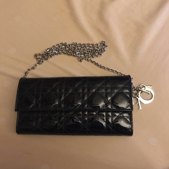 Dior sales lady woc