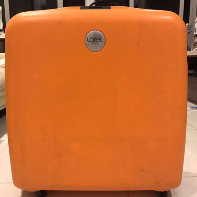 square hard case luggage