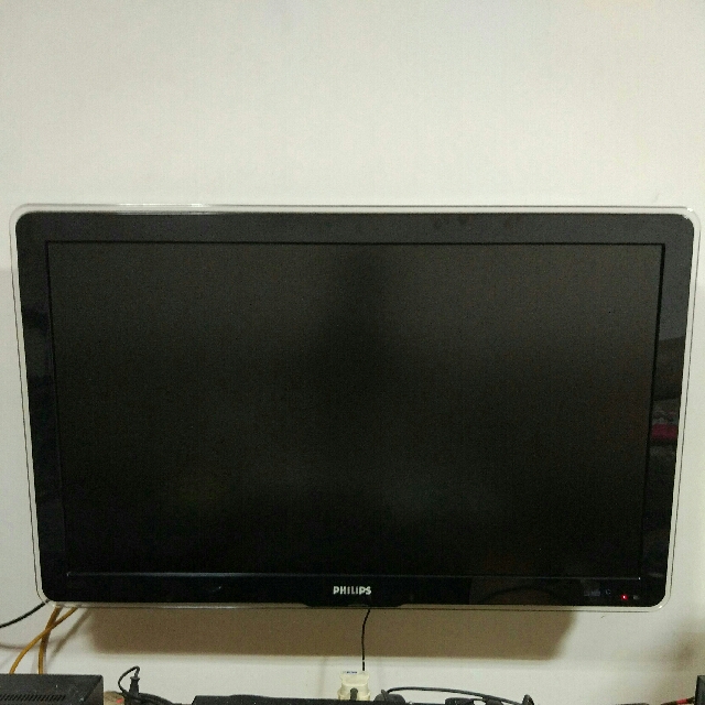 philips 42" LCD tv, Home Appliances, TVs & Entertainment Systems on ...