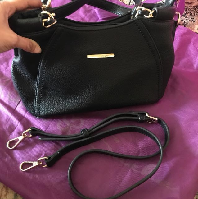 handbag jenama sacha