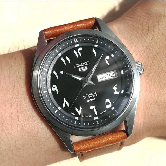 Seiko SNKP21J Arabic Dial 42mm, Luxury, Watches on Carousell