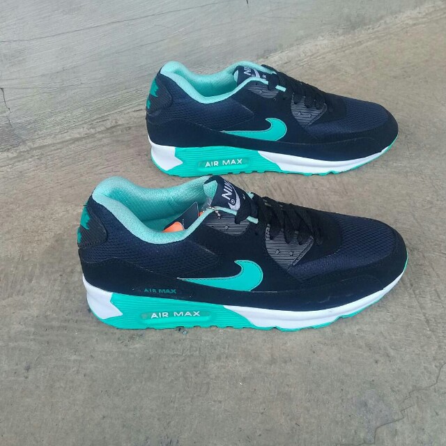 Sepatu air max nike