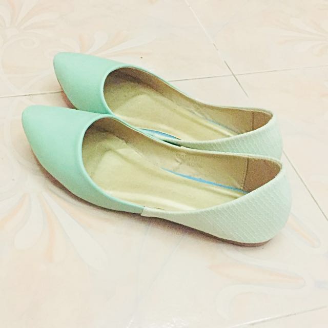 womens mint green flat shoes