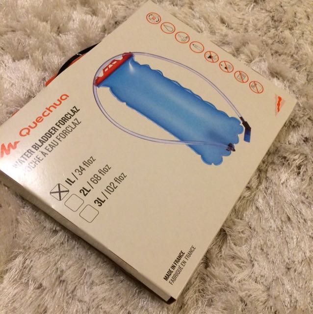 Quechua Water Bladder 1L, Sports Equipment, Sports & Games, Water