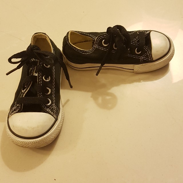 boy black converse