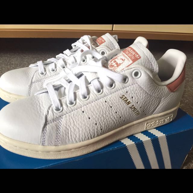 Adidas Stan Smith CP9702 Unisex, Men's Fashion, Footwear on Carousell