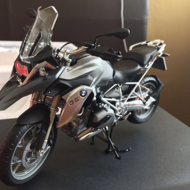 Bmw R1200GS Thunder Grey 1:10 Model, Motorcycles, Motorcycles for Sale,  Class 2 on Carousell