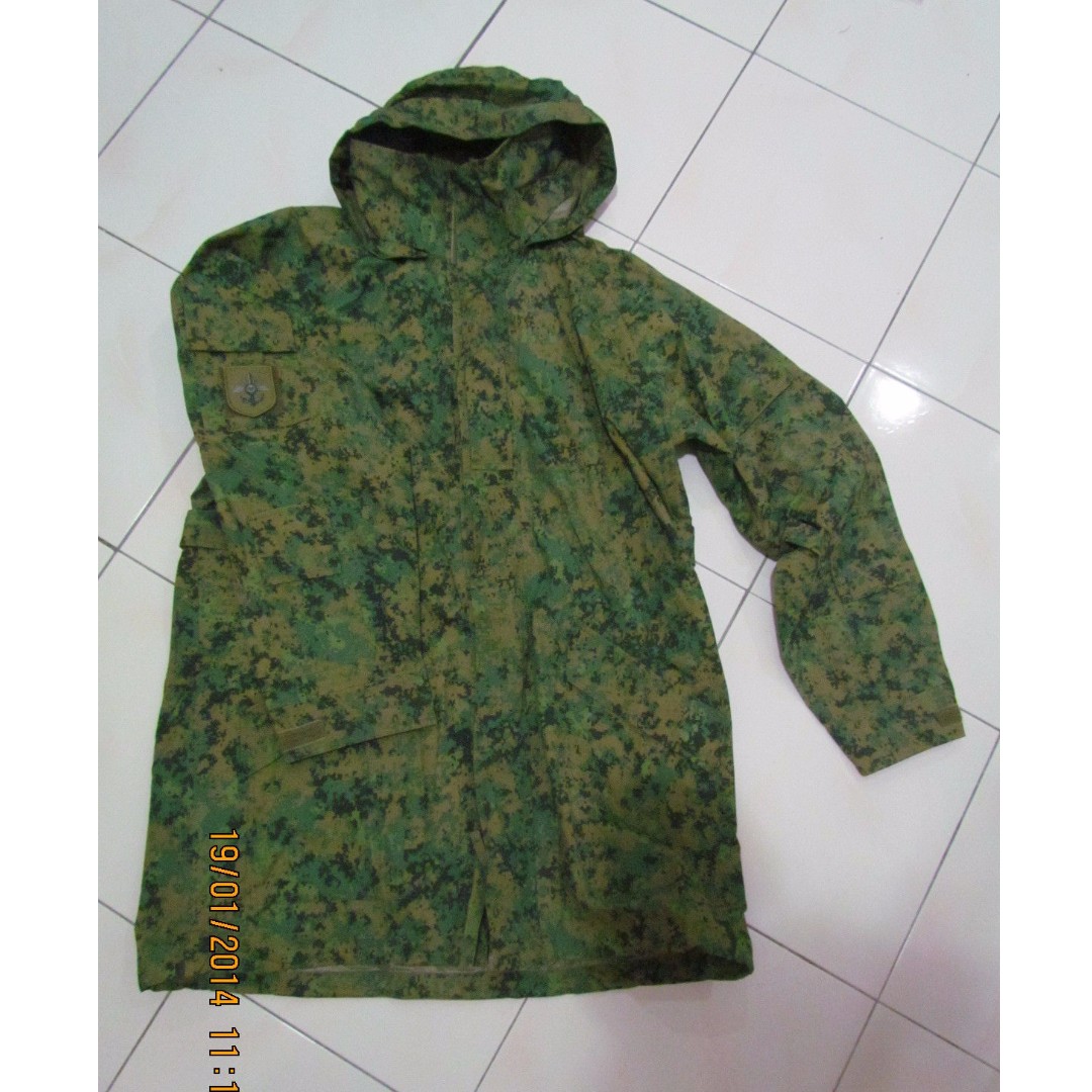 Buying Saf Army Pixelated Goretex Jacket M Size Men S Fashion Clothes On Carousell