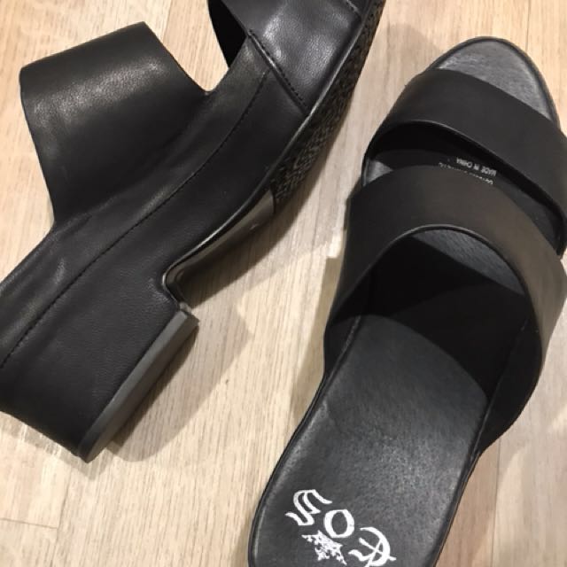 eos shoes
