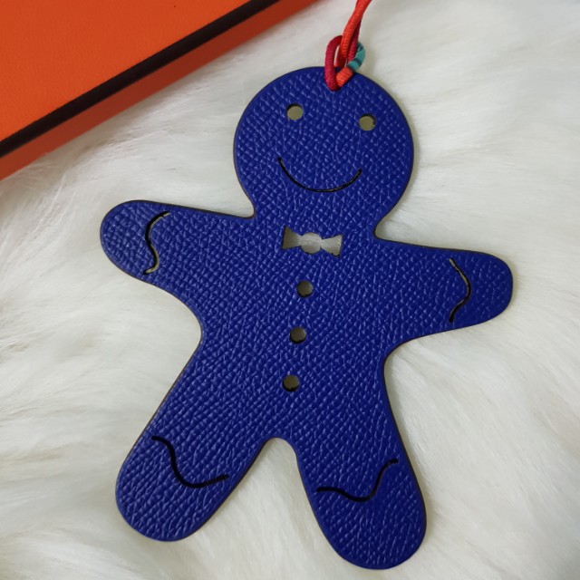 hermes gingerbread charm