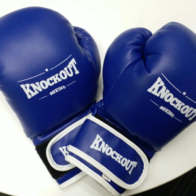 knockout boxing gloves