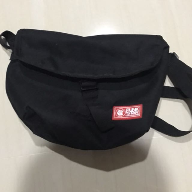punk star sling bag