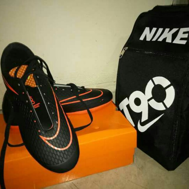Sepatu Futsal Nike Mercurial Sports Other Sports Equipment On Carousell