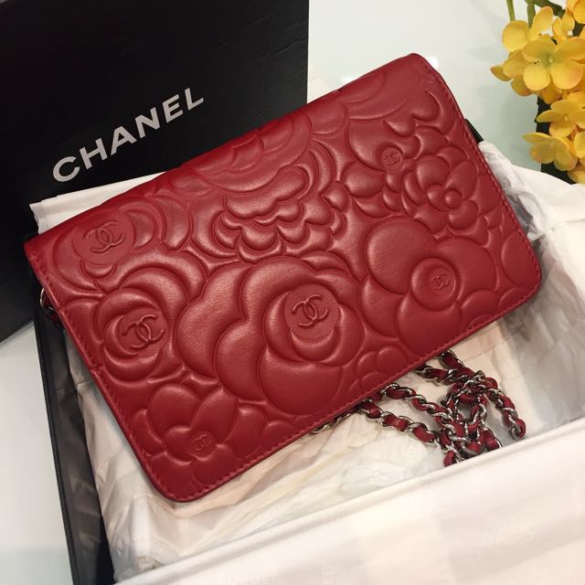 Chanel Lambskin Camellia Wallet on Chain – SFN
