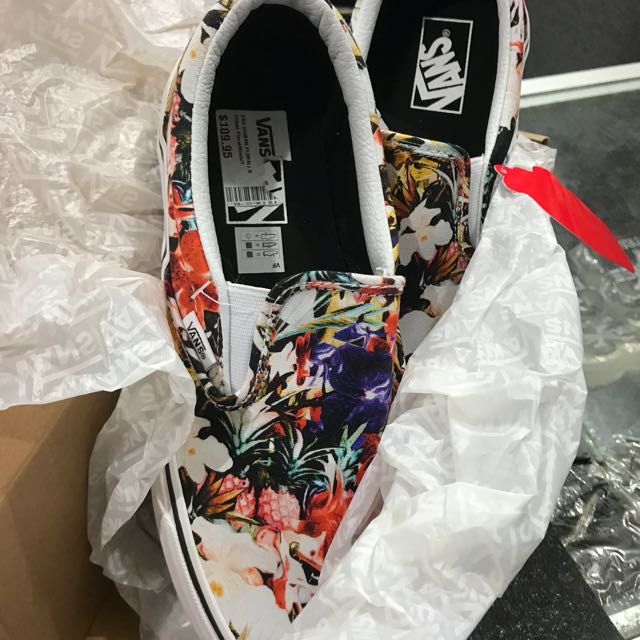 Vans Cuban Floral slip on Luxury Apparel on Carousell