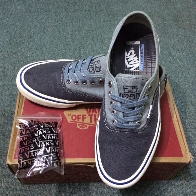 elijah berle vans