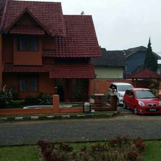 Villa Cianjur (Dijual cepat! BU)