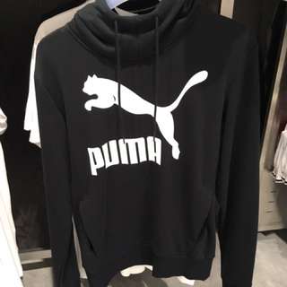 商品：PUMA長袖帽踢 尺寸:XS-XL 價錢：1680 狀況：全新  備著：店到店 輔仁 松山捷運可面交   喜歡可私訊