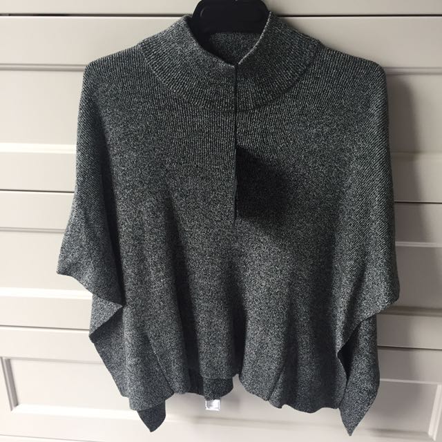 Brand New Life With Bird Top Women S Fashion Clothes On Carousell