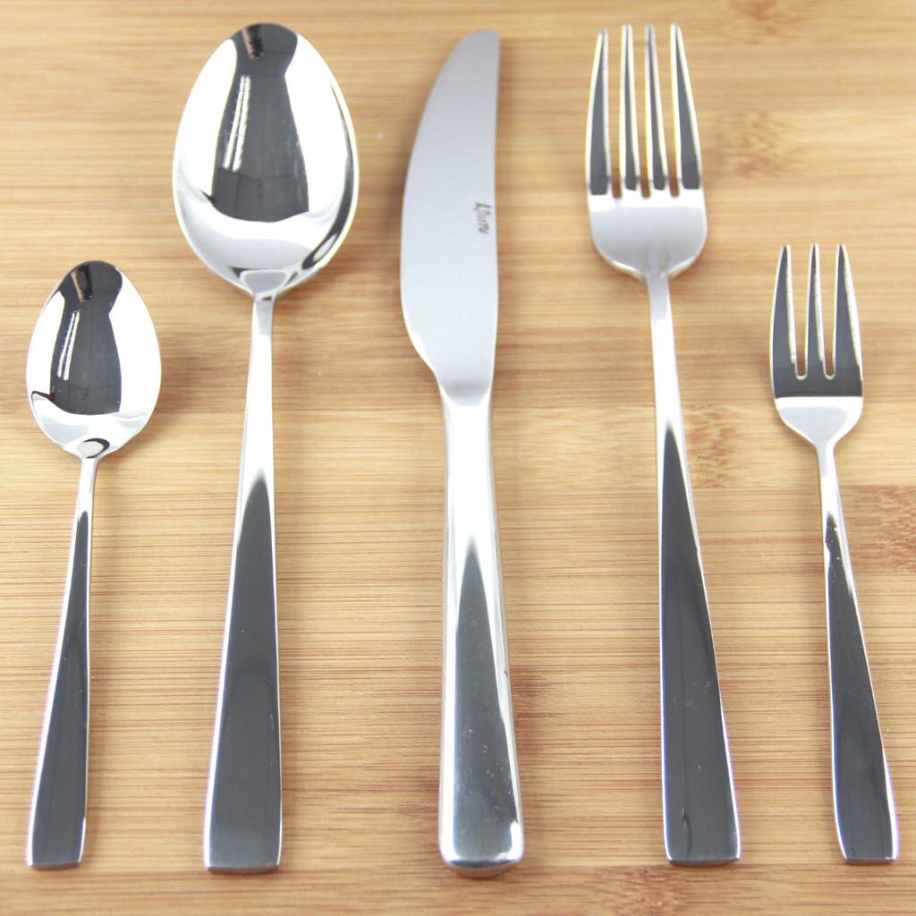 LPANYU 20-piece Cutlery Set, TV & Home Appliances, Kitchen Appliances ...