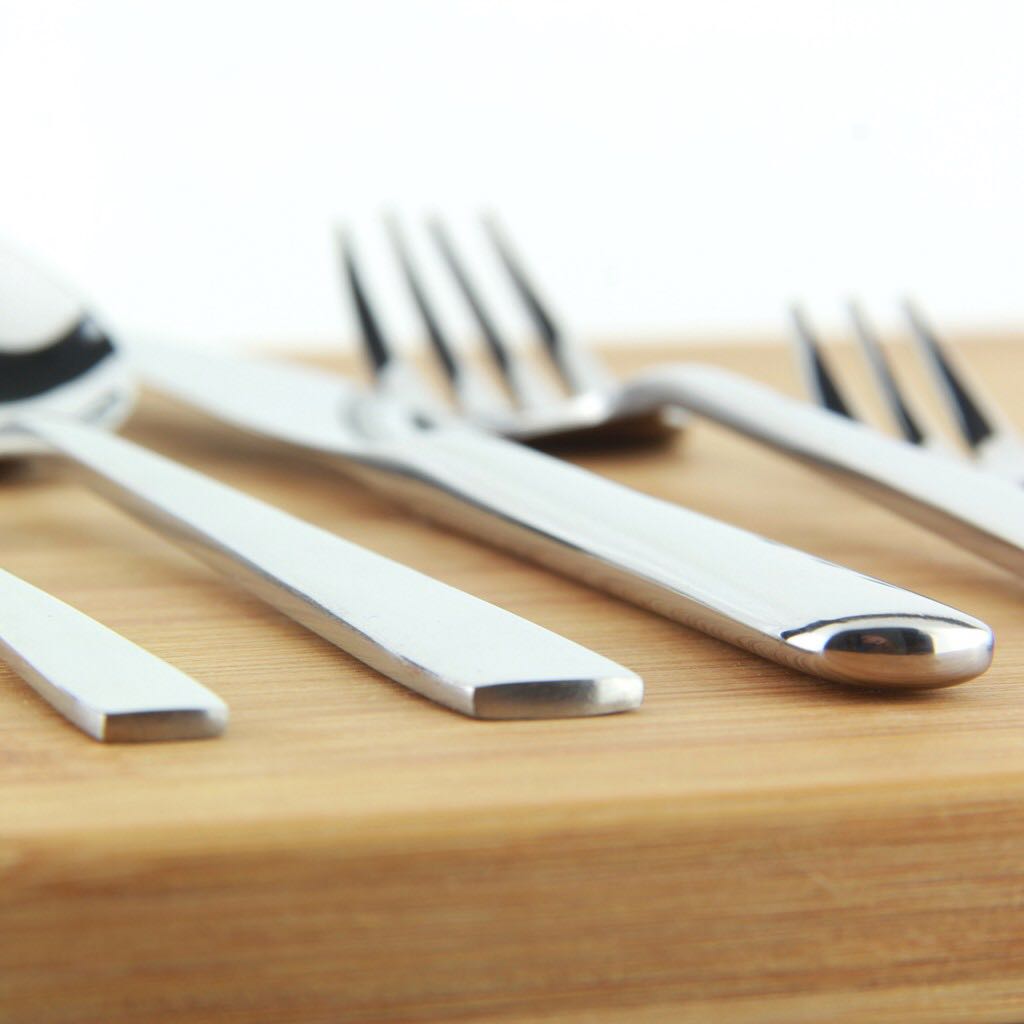 LPANYU 20piece Cutlery Set, TV & Home Appliances, Kitchen Appliances